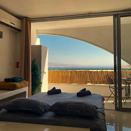 Appartement Seaside House & Free Parking à Eilat Extérieur photo